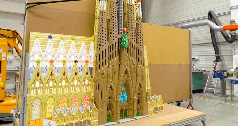 La Sagrada Familia de LEGO